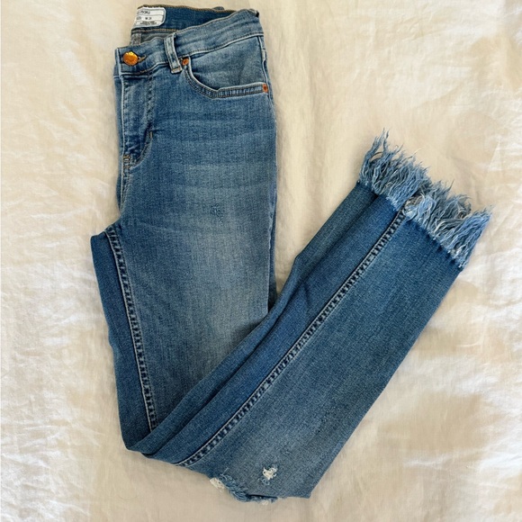 Free People Great Heights Frayed Skinny Jeans - Picture 2 of 3